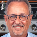 DJ